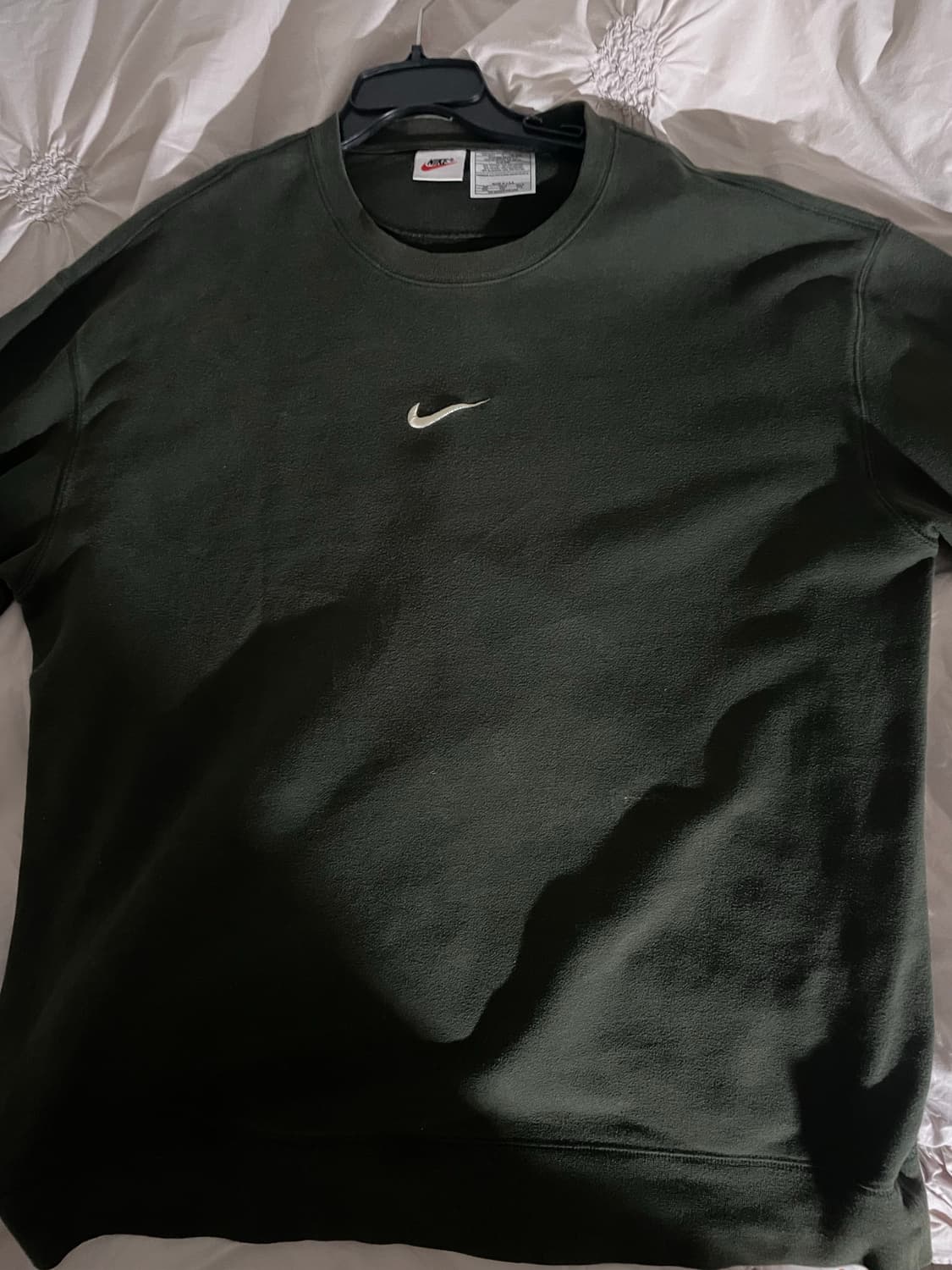 나이키 솔로 스우시 맨투맨 그린 상품이미지1