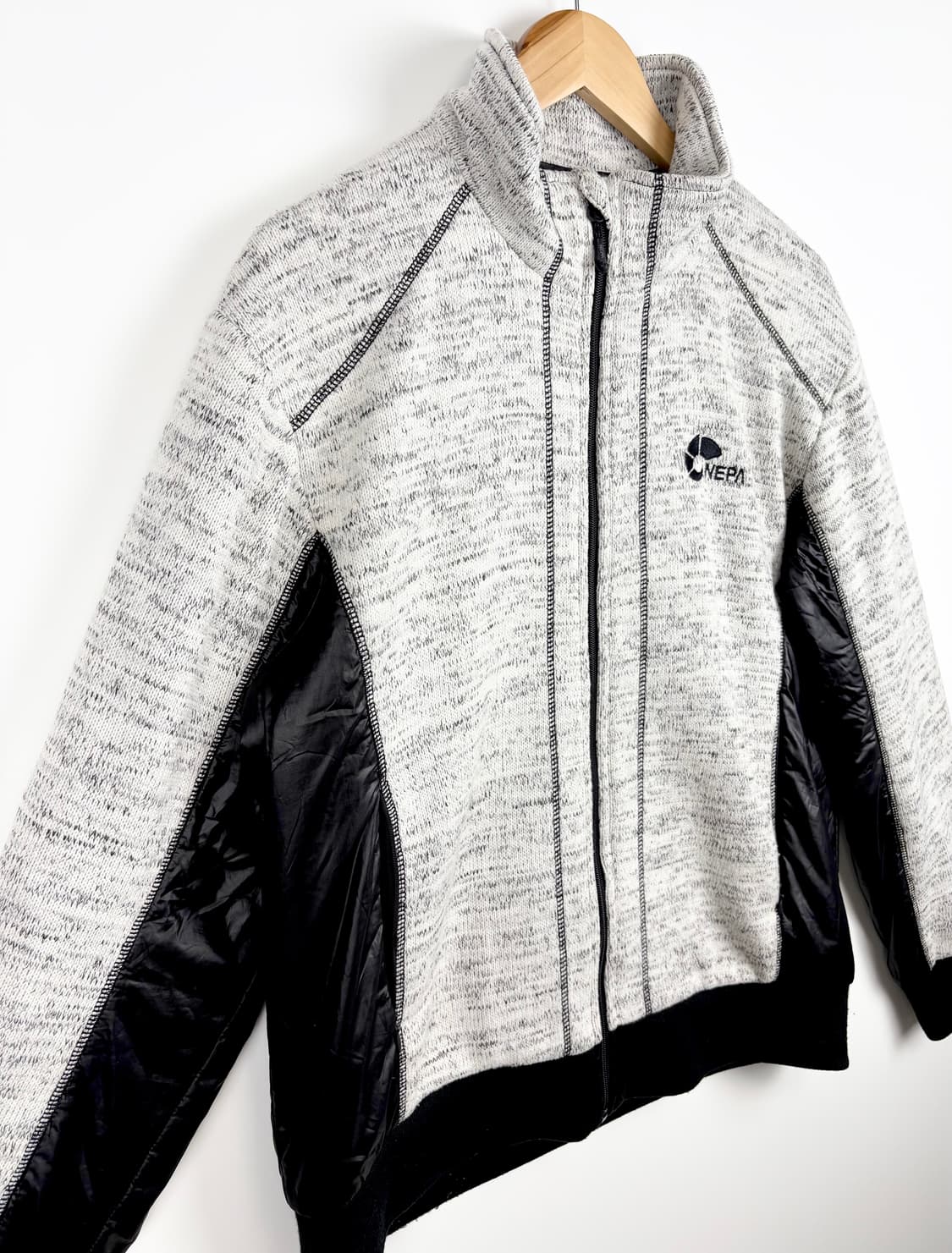 네파 트레이닝 상의 집업 자켓 (겉기모) 상품이미지2