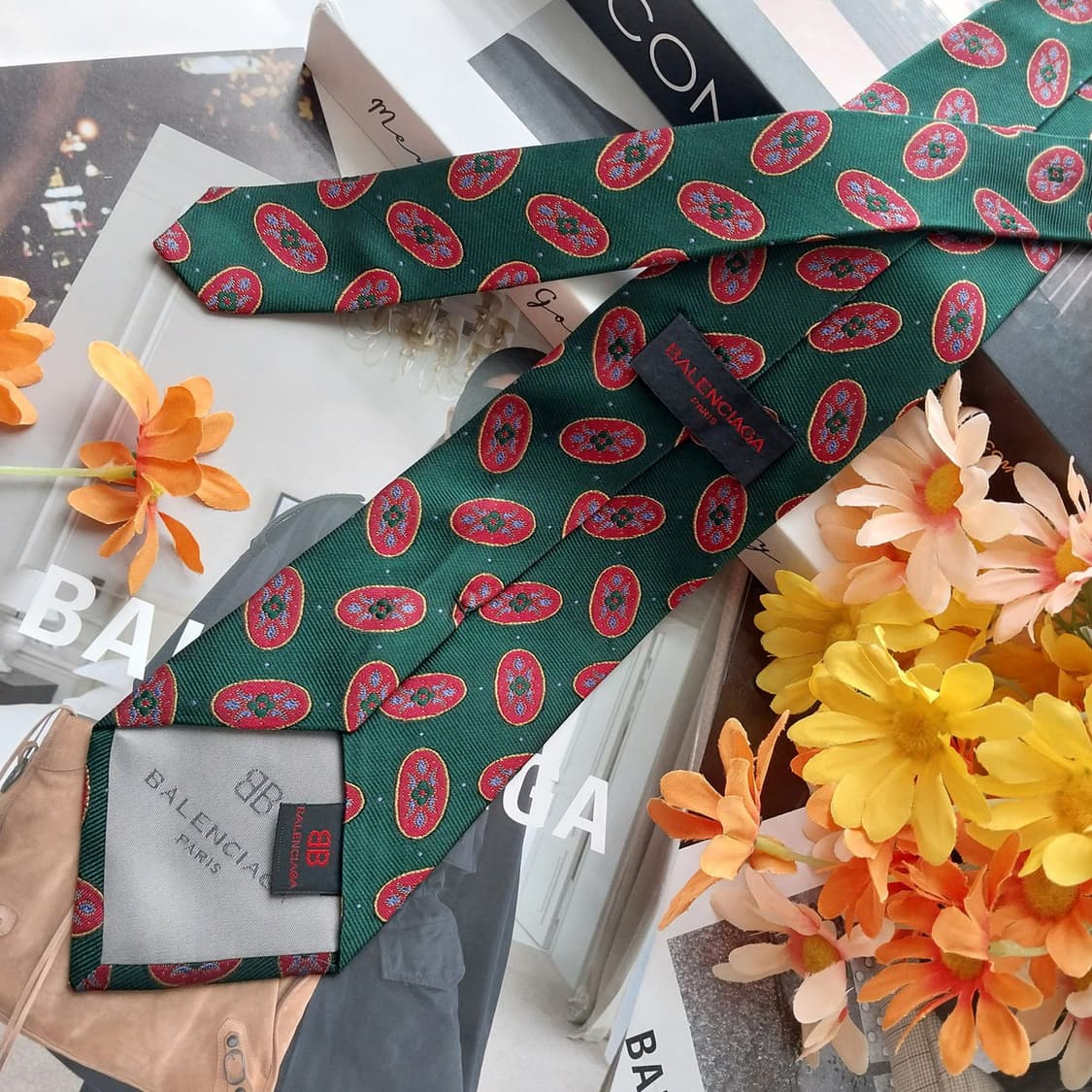 발렌시아가 실크 그린 자카드 패턴 넥타이 9.1cm A등급 K2575
 상품이미지4