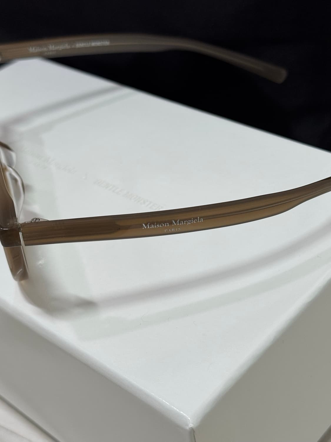 젠틀몬스터 메종마르지엘라 MM009S-BRC9 상품이미지2