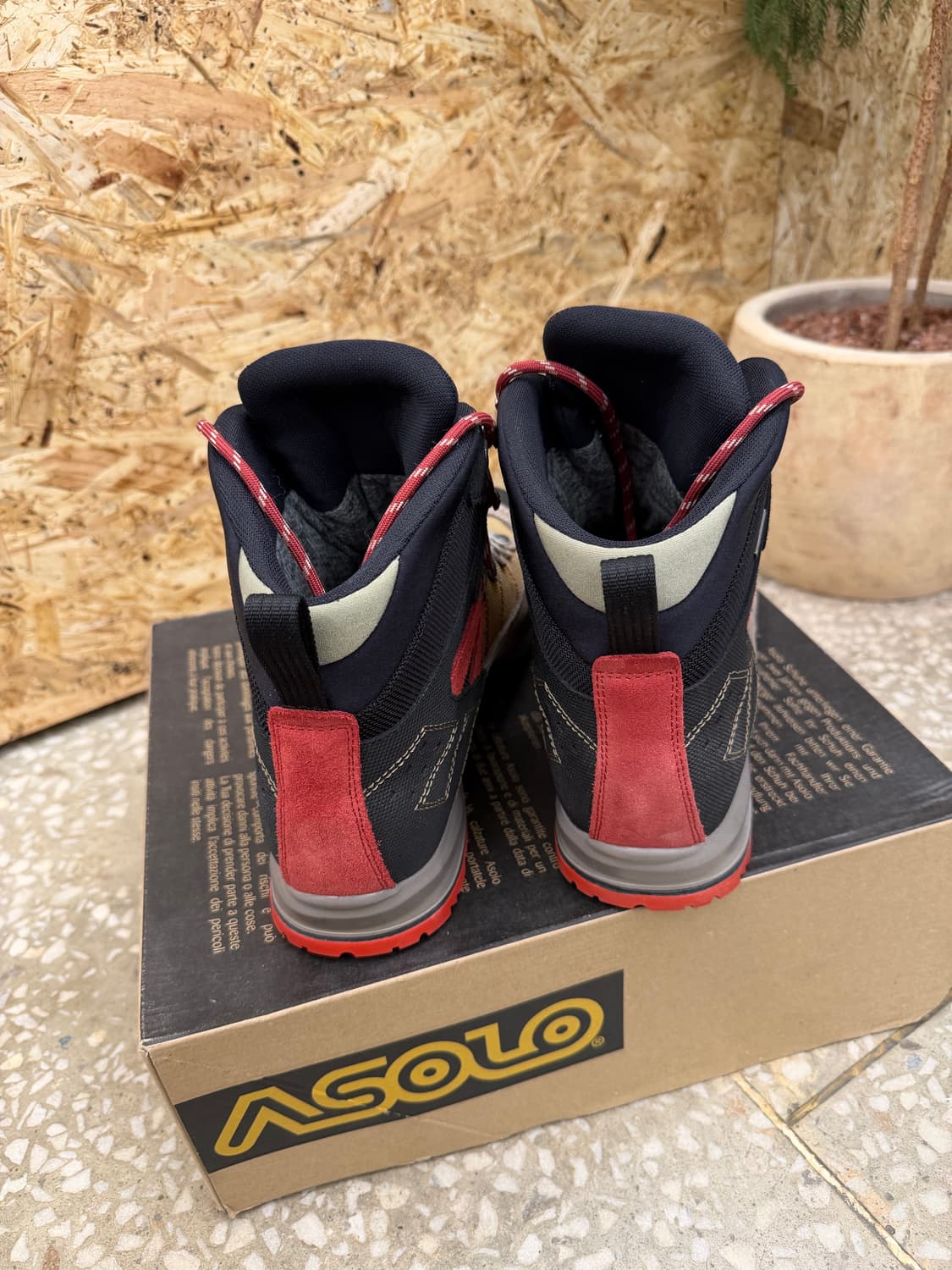 아솔로 퓨지티브 고어텍스 등산화 ASOLO FUTIVE GTX 상품이미지4