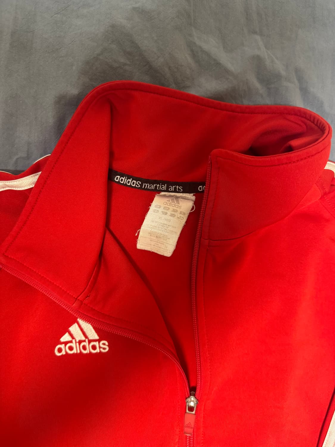 아디다스 빨강 트랙탑 상품이미지2