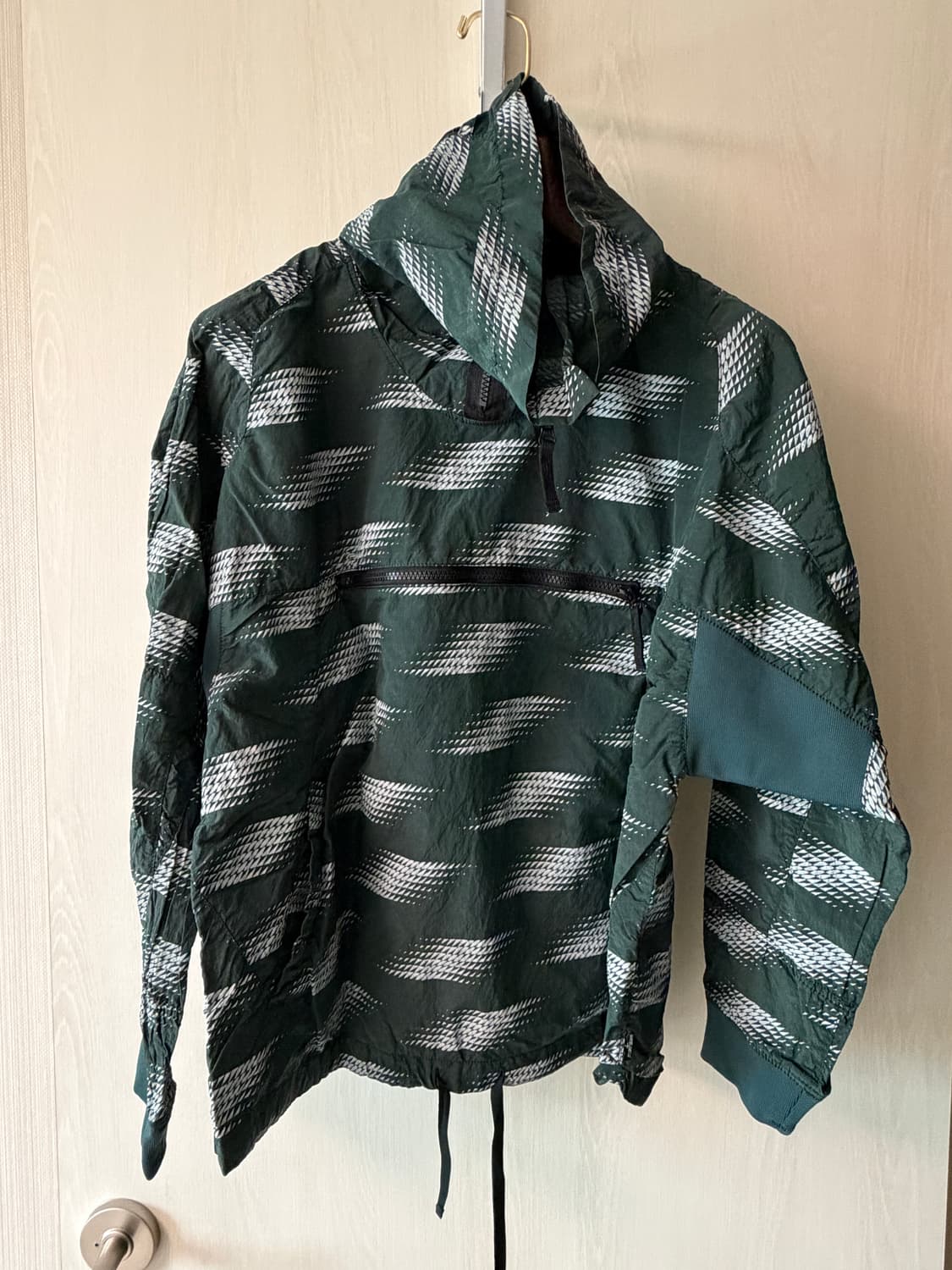 스톤아일랜드 쉐도우프로젝트 스모크 재킷 상품이미지3