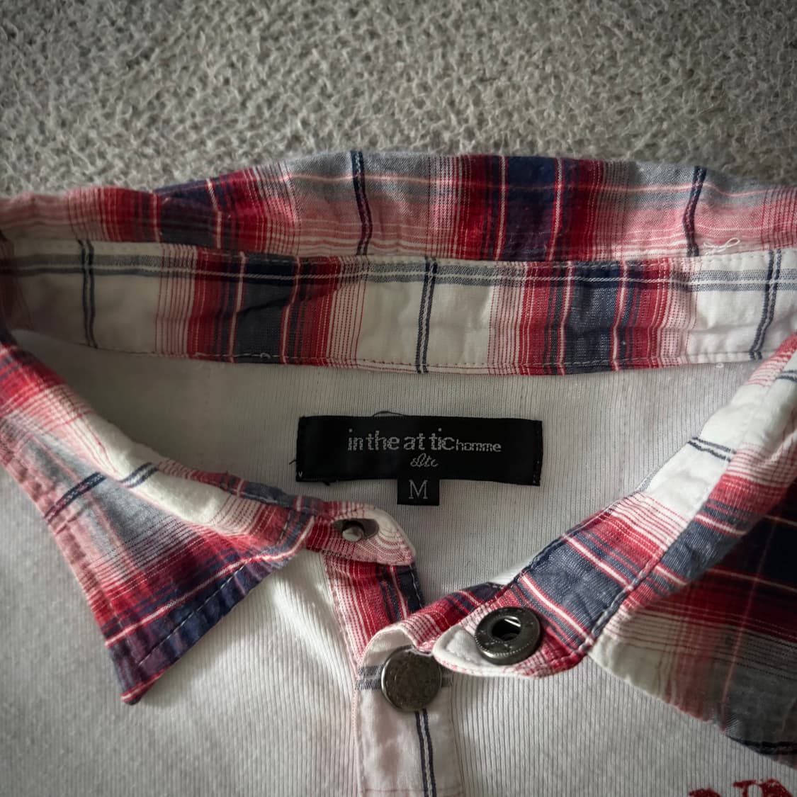 In the attic t shirt 상품이미지2