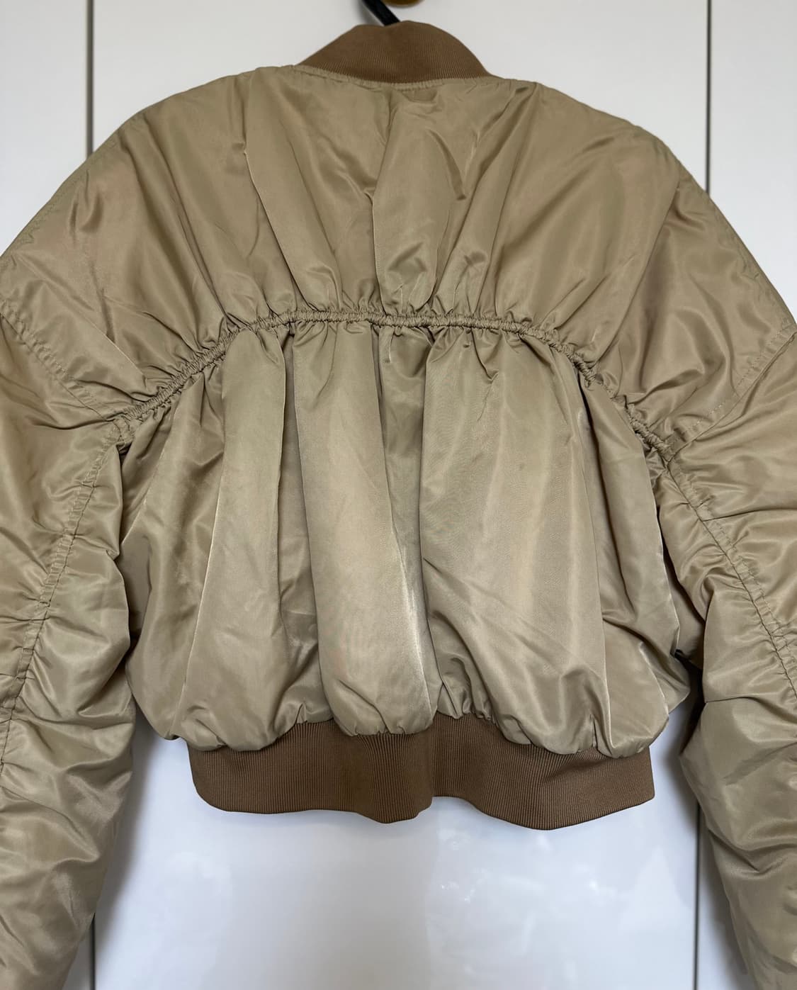 누빔크롭 봄버 자켓 상품이미지6