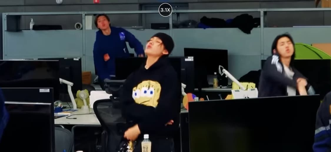 코르티스 성현 착용 스폰지밥 후드티 상품이미지5