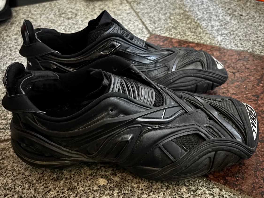 발렌시아가 타이렉스41 상품이미지3