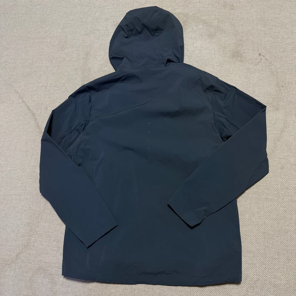 아식스 후드 윈드브레이커 상품이미지7