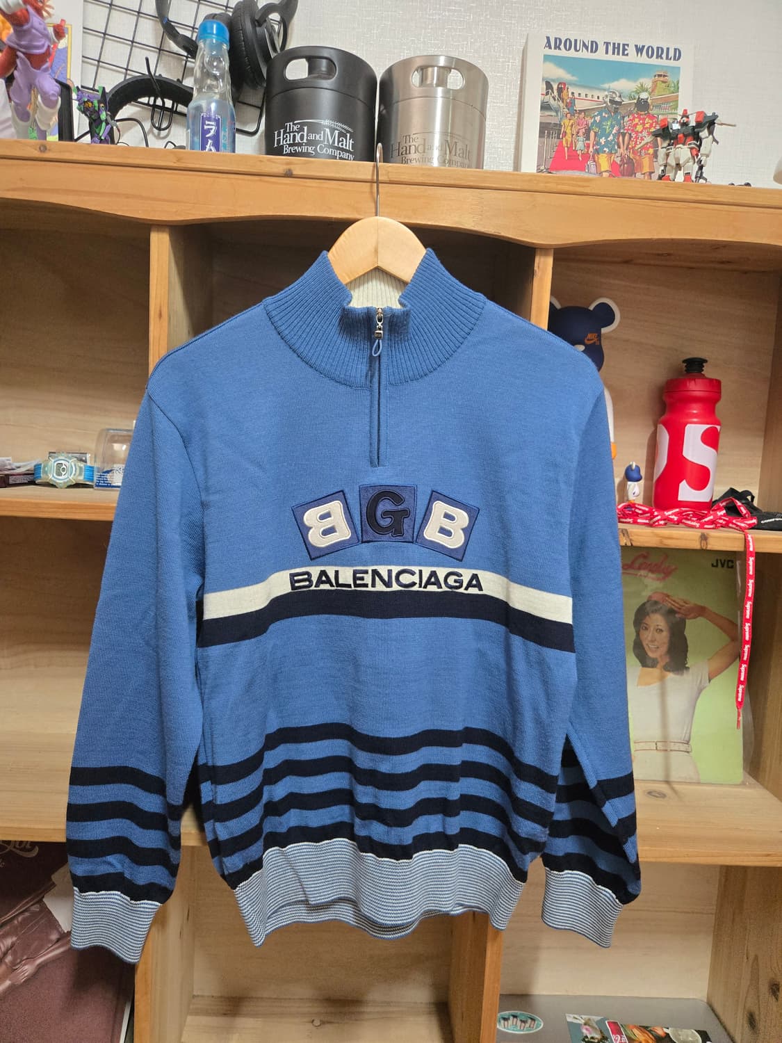 발렌시아가 니트집업 (95)  상품이미지1