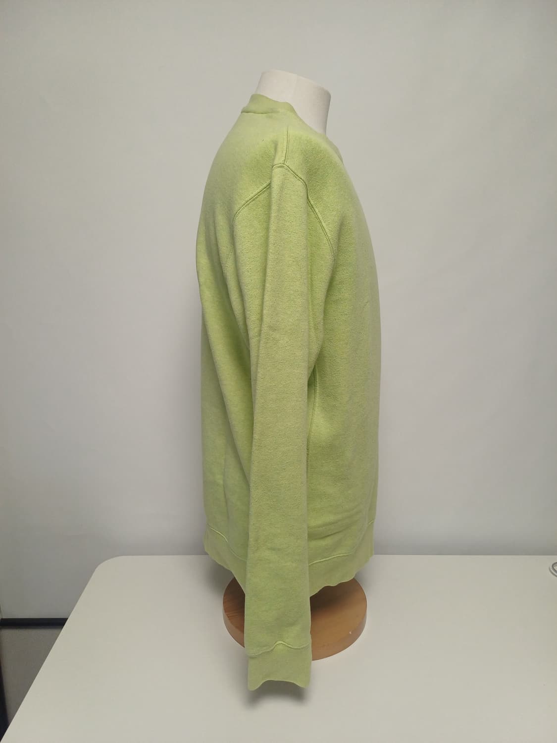 [M] 나이키 스포츠 에센셜 그라인드 로고 맨투맨 (라임 아이스) 상품이미지2