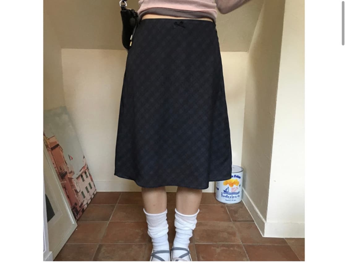 쉬폰 밴딩 체크 미디 스커트 챠콜 상품이미지2