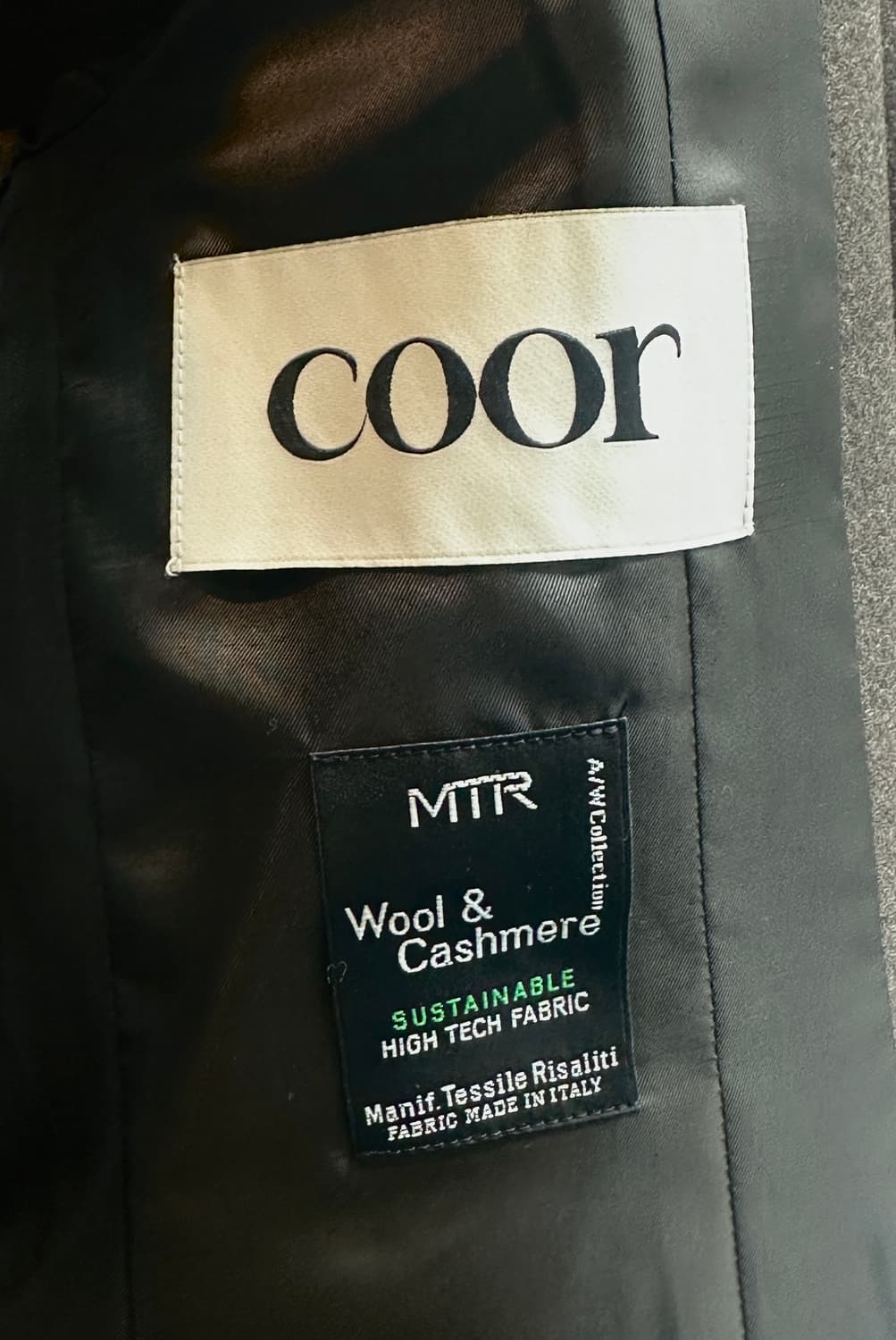 COOR 로우컷 피크드라펠 더블 코트(멜란지브라운, L, 새상품) 상품이미지6