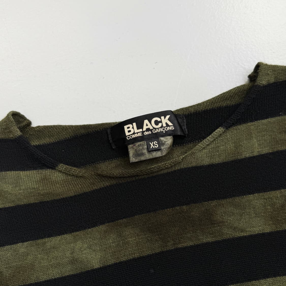 꼼데가르송 블랙 스트라이프 그런지 니트 상품이미지4