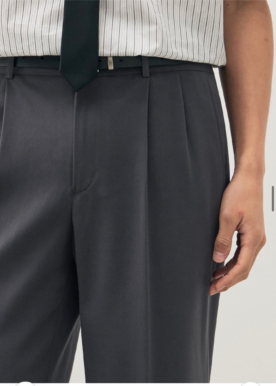 (XL) 드로우핏 투턱 밴딩 와이드 슬랙스 [BLUE GREY] 판매 상품이미지5