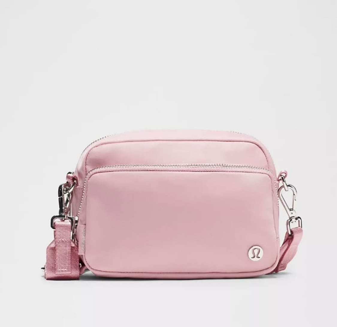 룰루레몬 에브리웨어 크로스백 2L 상품이미지1