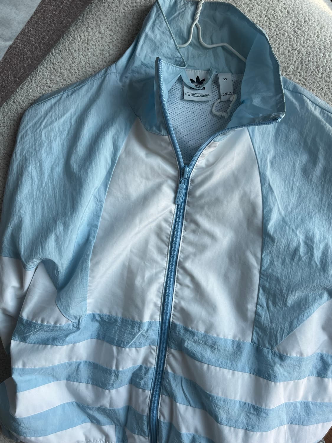 아디다스 크롭 바람막이 상품이미지4