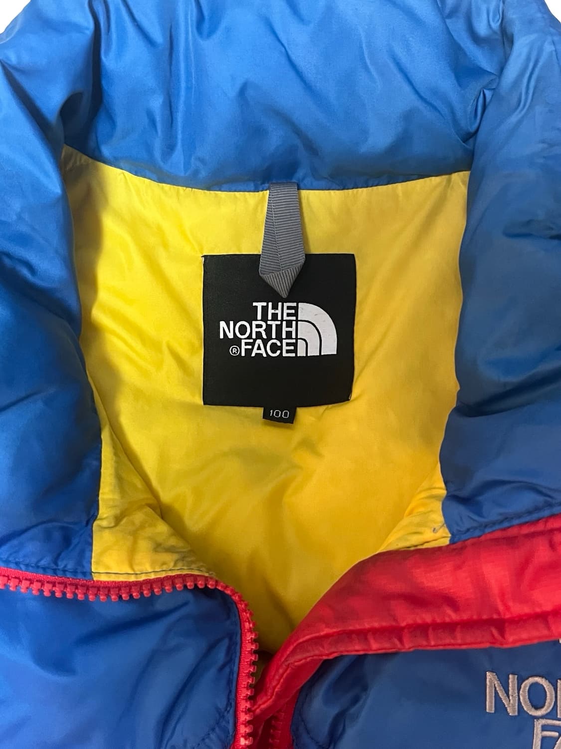 노스페이스 700 눕시 패딩 베스트 컬러블록 상품이미지3