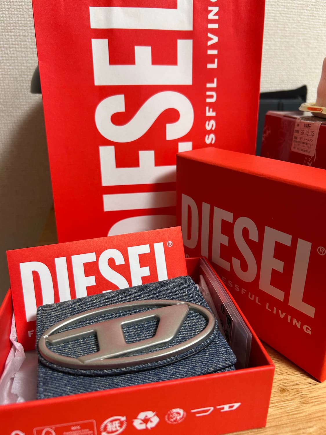 디젤 1DR 트라이폴드 XS 데님 반지갑 새상품 상품이미지2