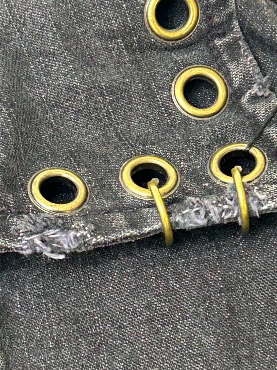 In The Attic 인 디 아틱 링 디테일 흑청자켓 상품이미지6