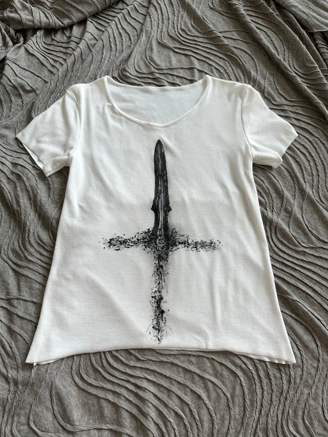 ”Crystal Statue“ Chimera Glaive  SS Tee 상품이미지1