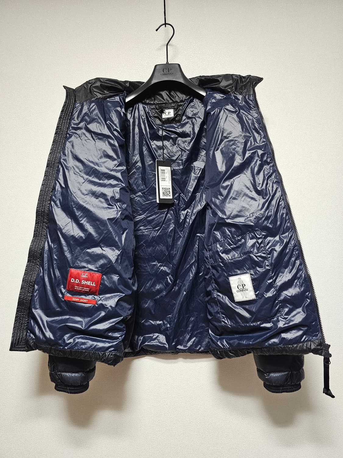 CP컴퍼니 D.D SHELL 경량 다운 패딩 24FW 상품이미지5