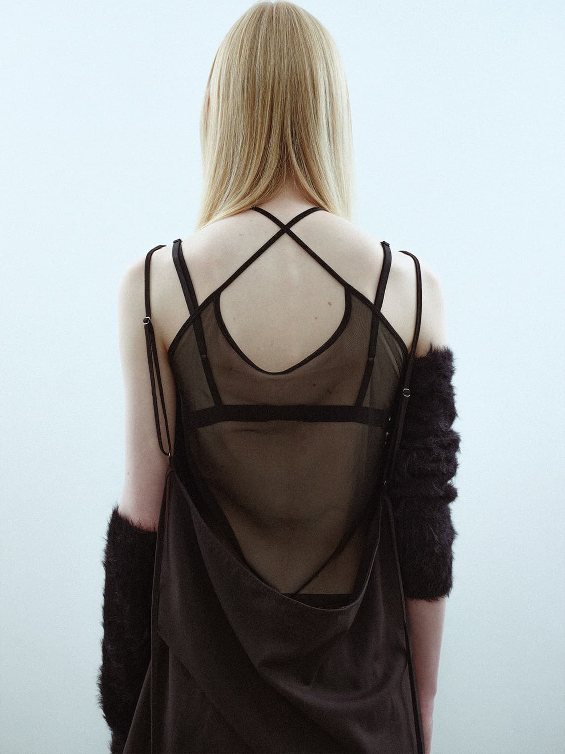 낫띵에브리띵 백리스 스트랩 드레스 backless strap dress 상품이미지7