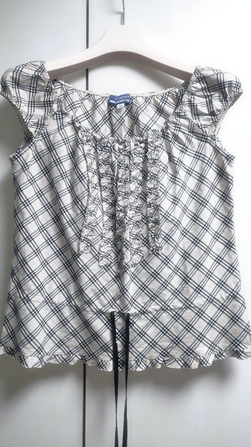 버버리 블루라벨 체크 프릴 솜사탕 블라우스 상품이미지1