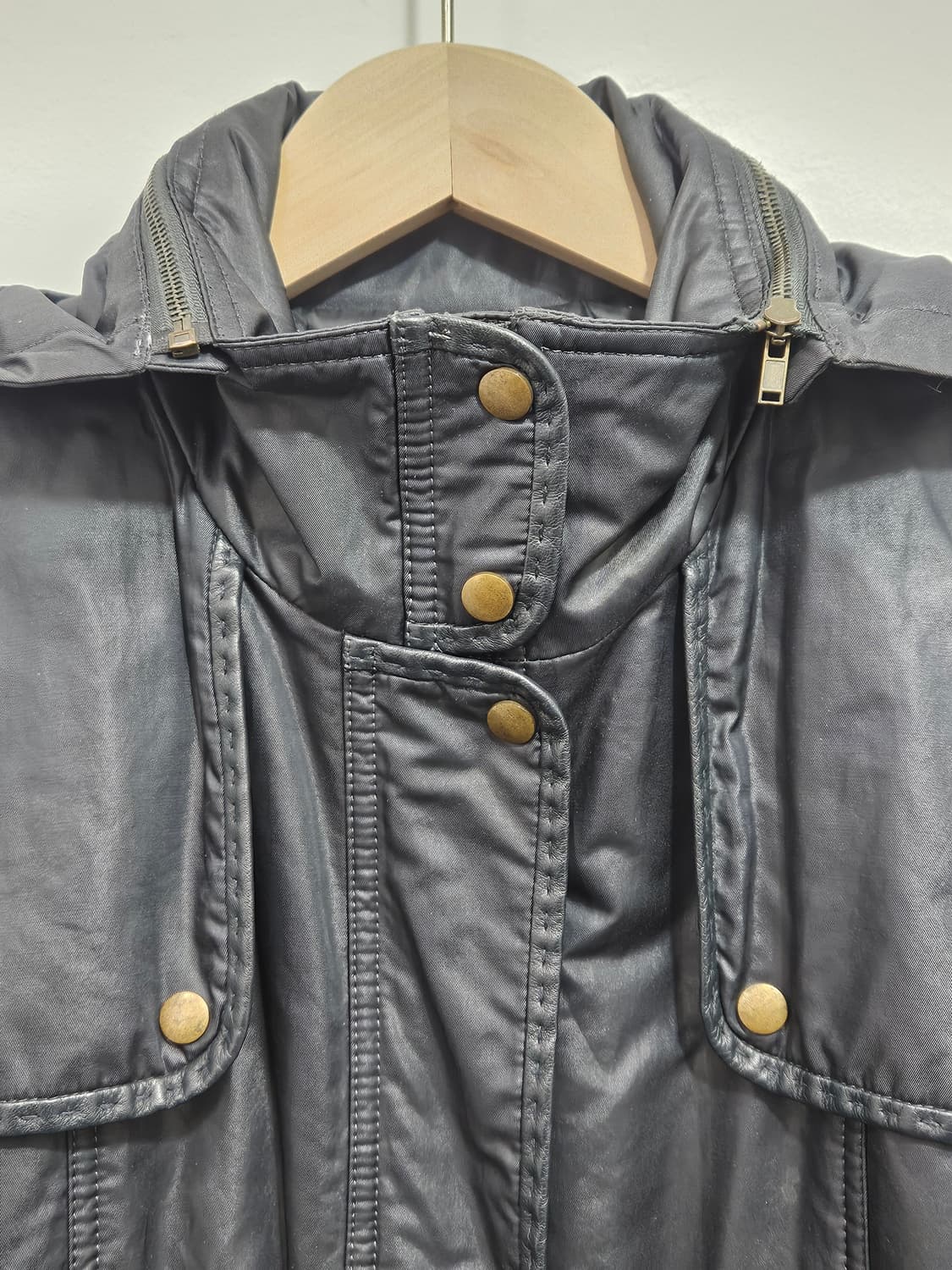 비꼴리끄(bucolique) 블랙 야상 유틸리티 야상 자켓 상품이미지6