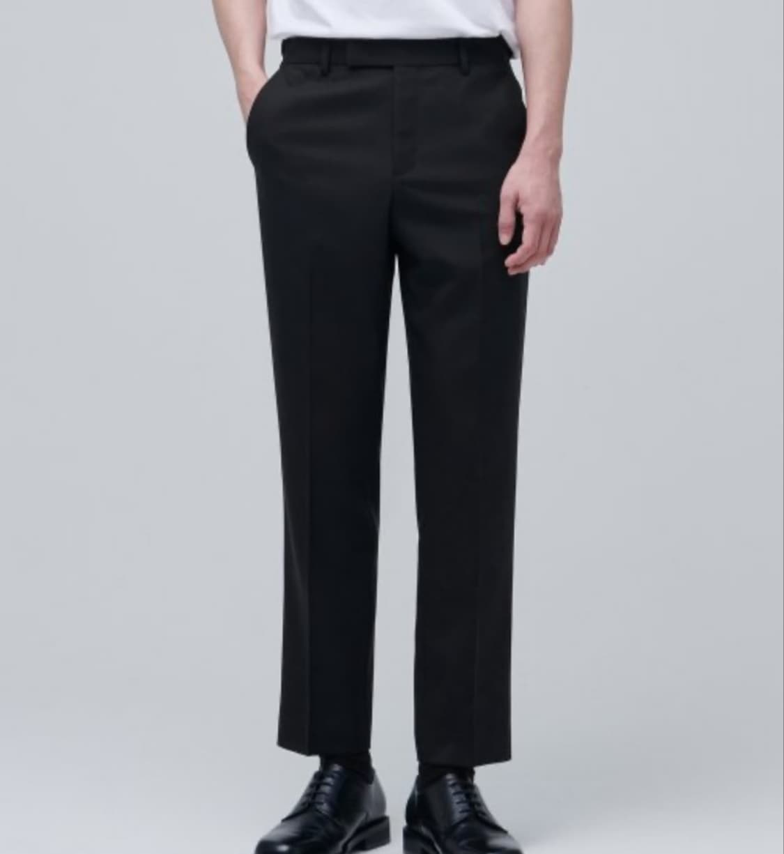 (새상품) 무신사스탠다드 / 울 블렌드 릴렉스드 테이퍼드 히든 밴딩 크롭 상품이미지1