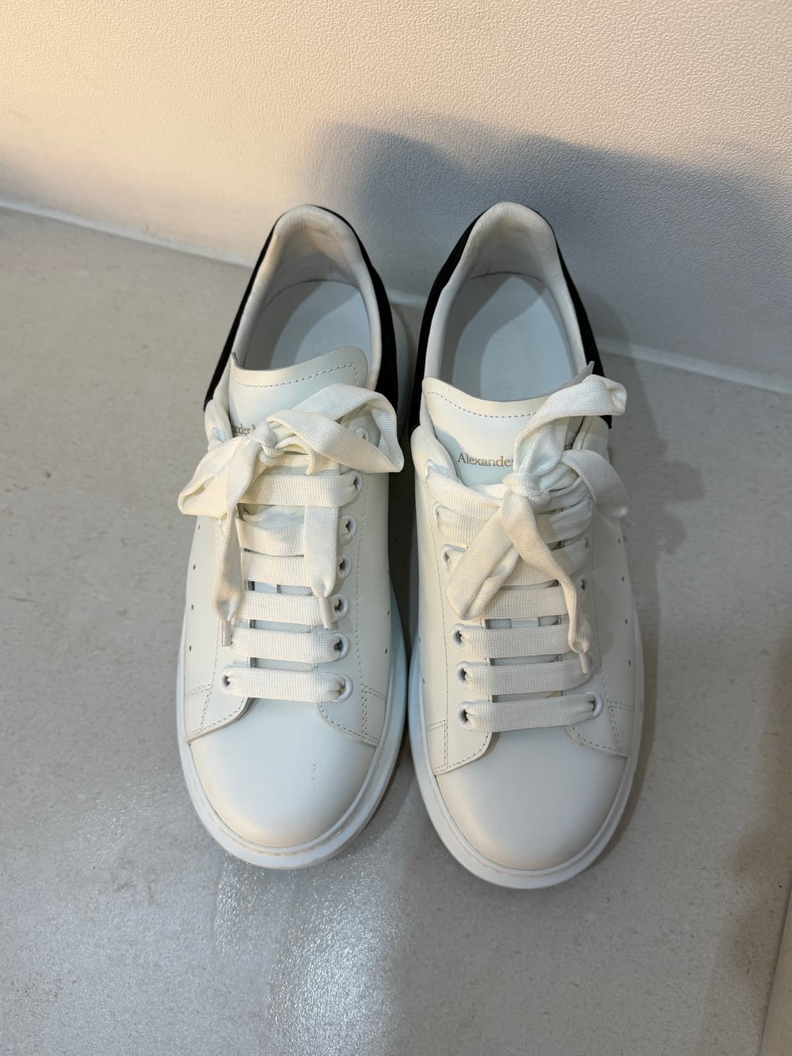 40))알렉산더 맥퀸 오버솔 스니커즈 상품이미지1