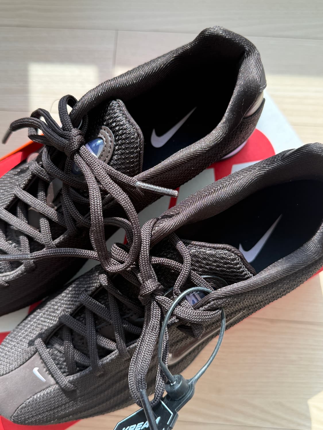 새상품) 나이키 샥스 벨벳브라운라이트초코 230 상품이미지5