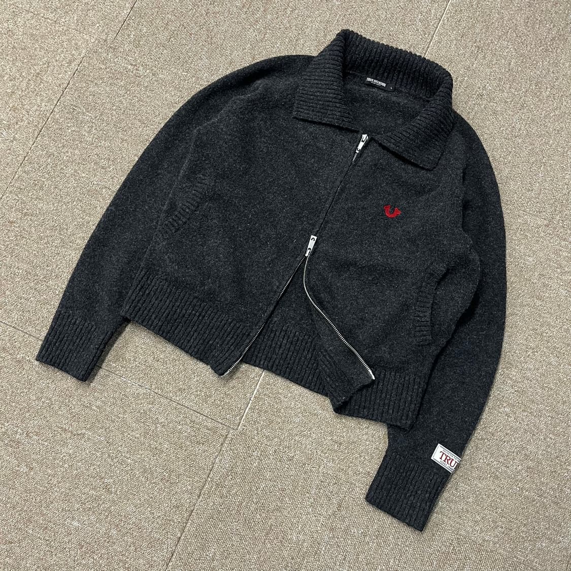 트루릴리젼 투웨이 니트집업 상품이미지1