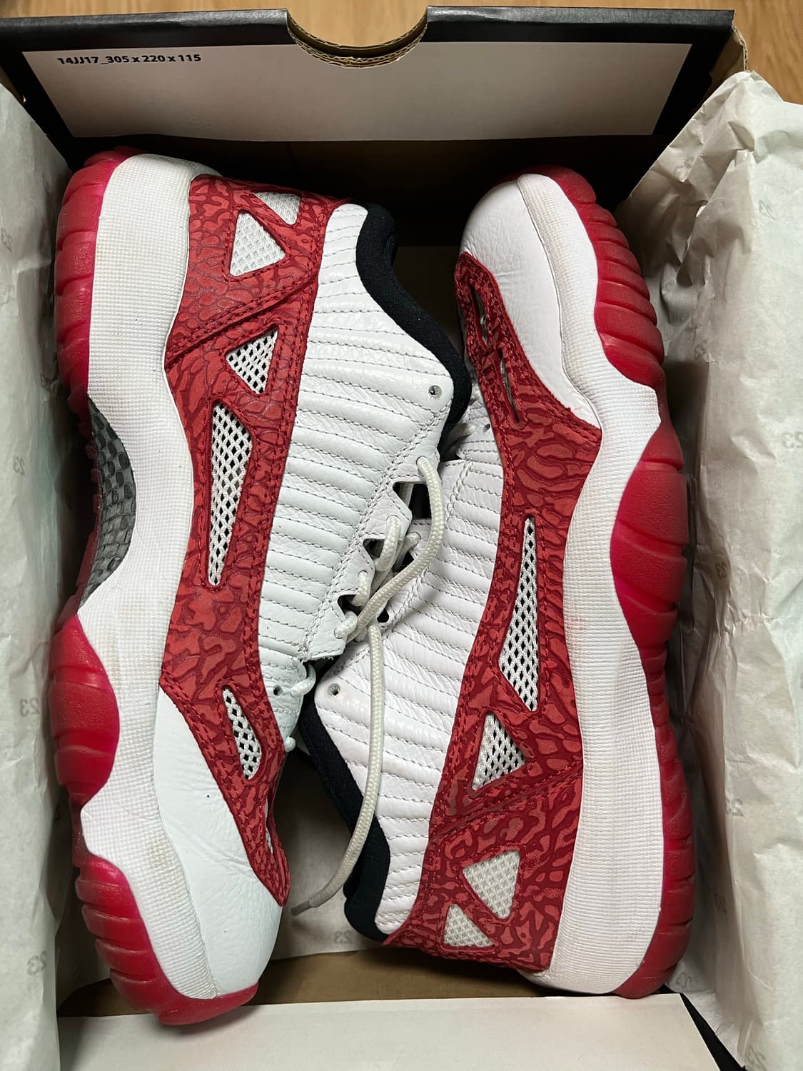 (265) AIR JORDAN 11 RETRO LOW 에어조던11 상품이미지3