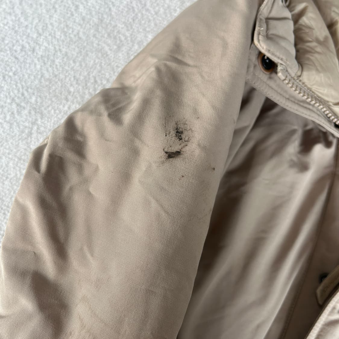 노스페이스 베이지색 패딩  상품이미지3