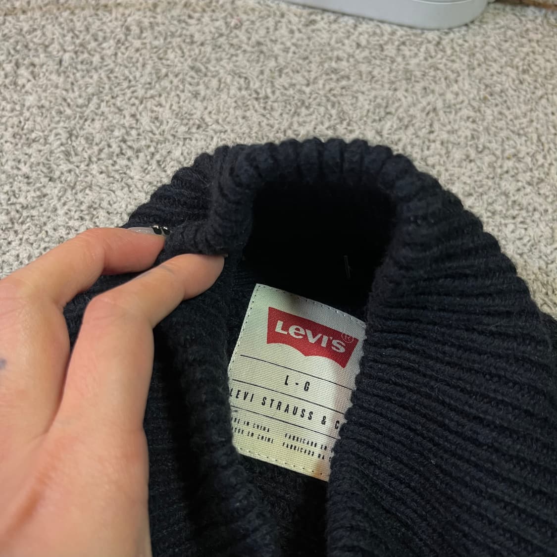 리바이스 하이넥 니트 상품이미지3