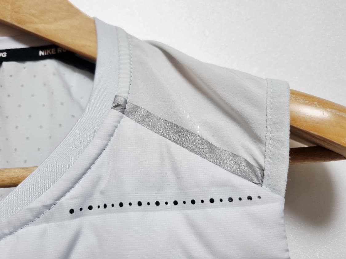 여성 나이키 에어로로프트 에어로프트 구스 다운 경량 패딩 베스트 조끼 상품이미지2