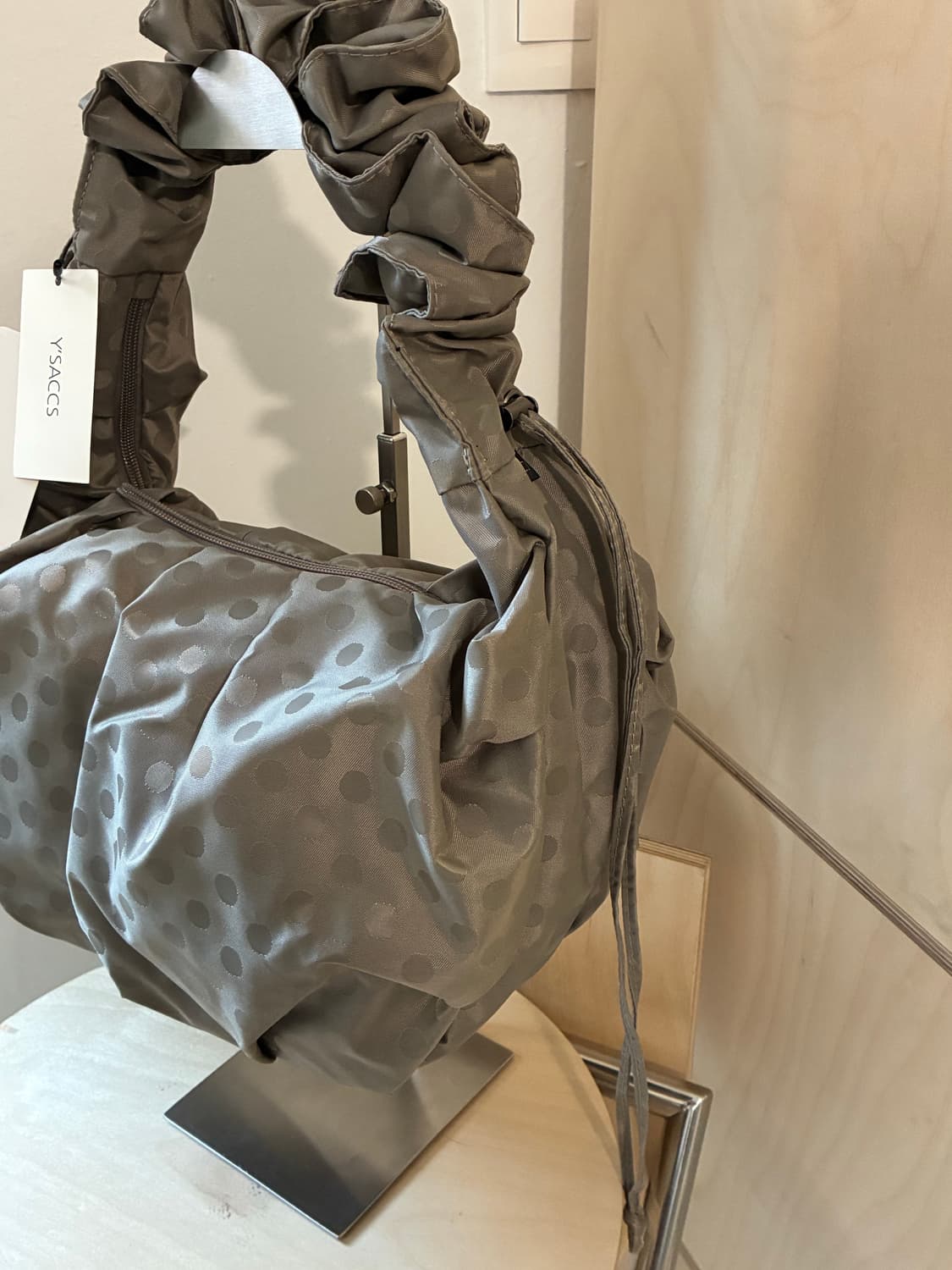 새상품) 요지 야마모토 Y'SACCS 도트 숄더백 상품이미지3