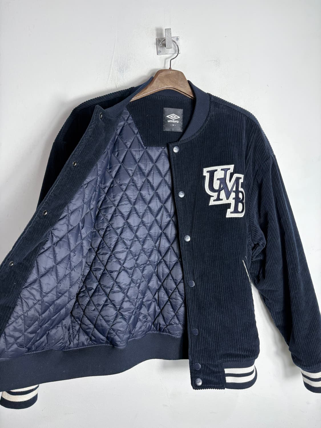 Umbro 엄브로 네이비 코듀로이 바시티 점퍼 상품이미지8