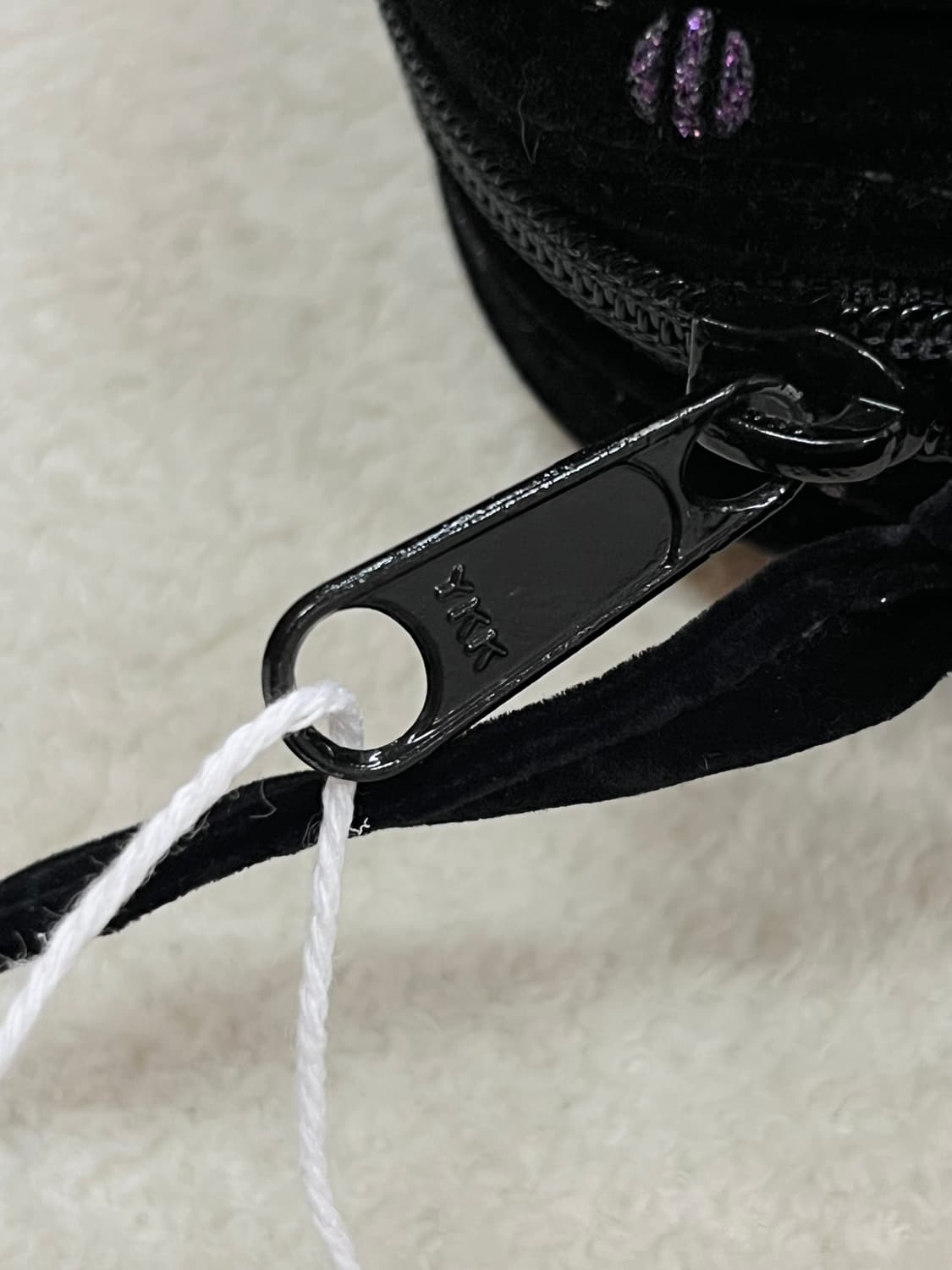 도트 패턴 벨벳 미니백  상품이미지10