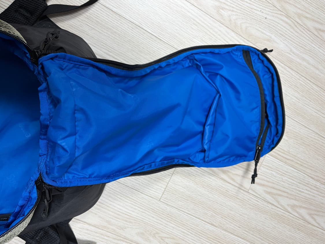 슈프림 백팩 블루 23FW 상품이미지8