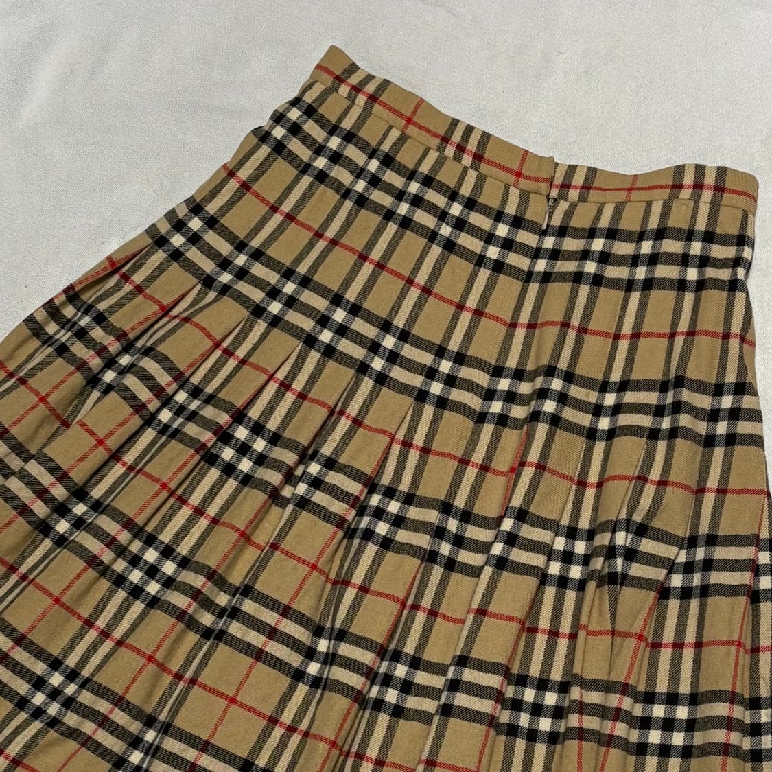 76-92 버버리 노바체크 롱 스커트 상품이미지1