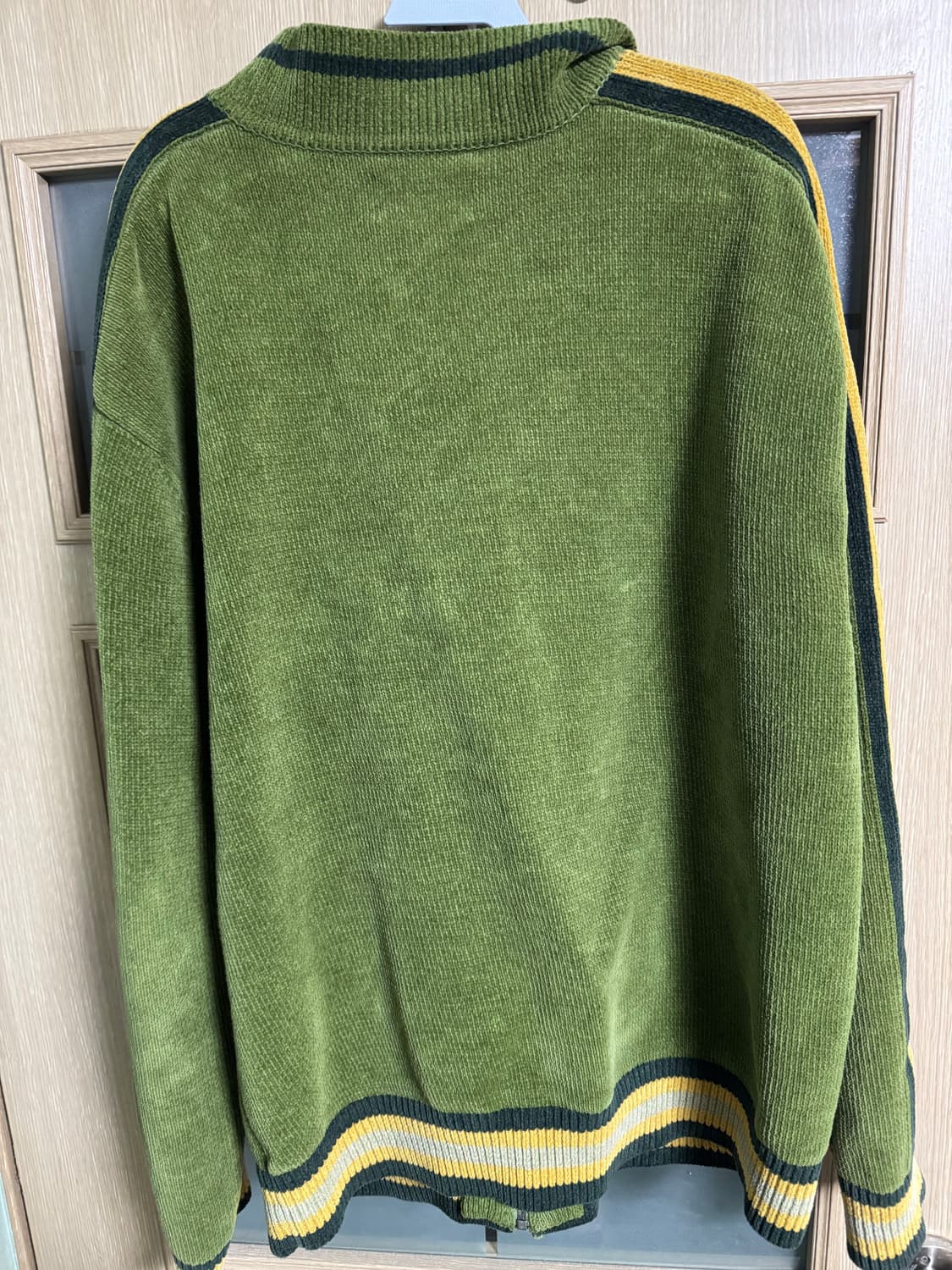 디스이즈네버댓 집업 상품이미지2