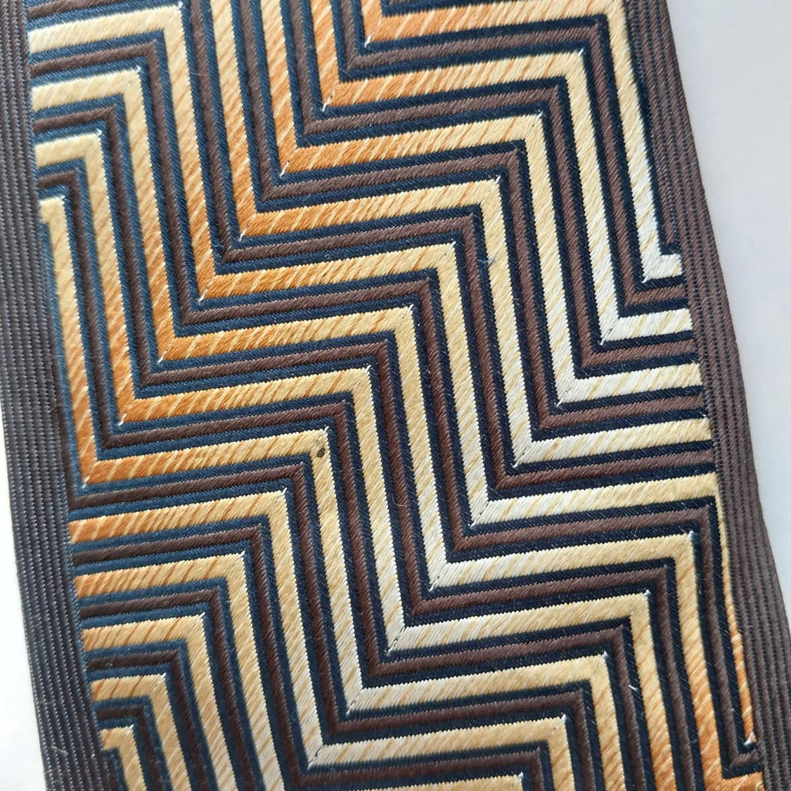 메트로시티 실크 기하학 지그재그 넥타이 9.5cm A등급 K1610
 상품이미지10