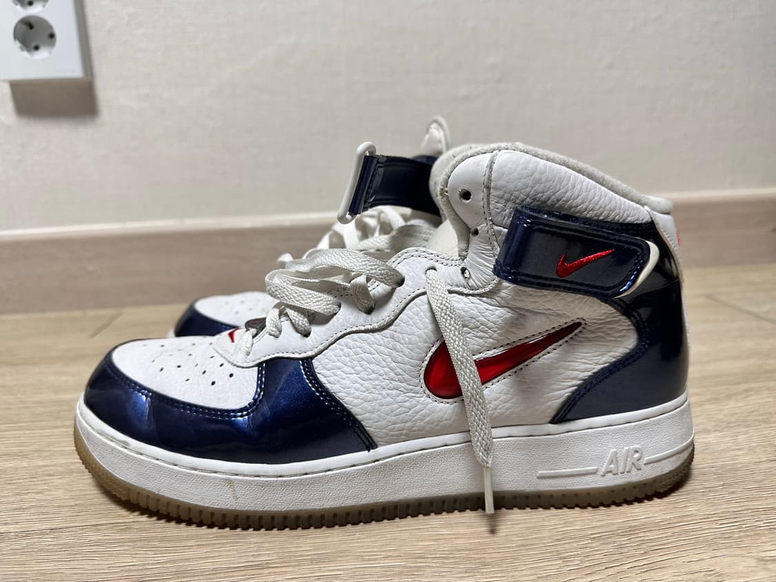 나이키 에어포스1 미드 QS (285) 상품이미지3