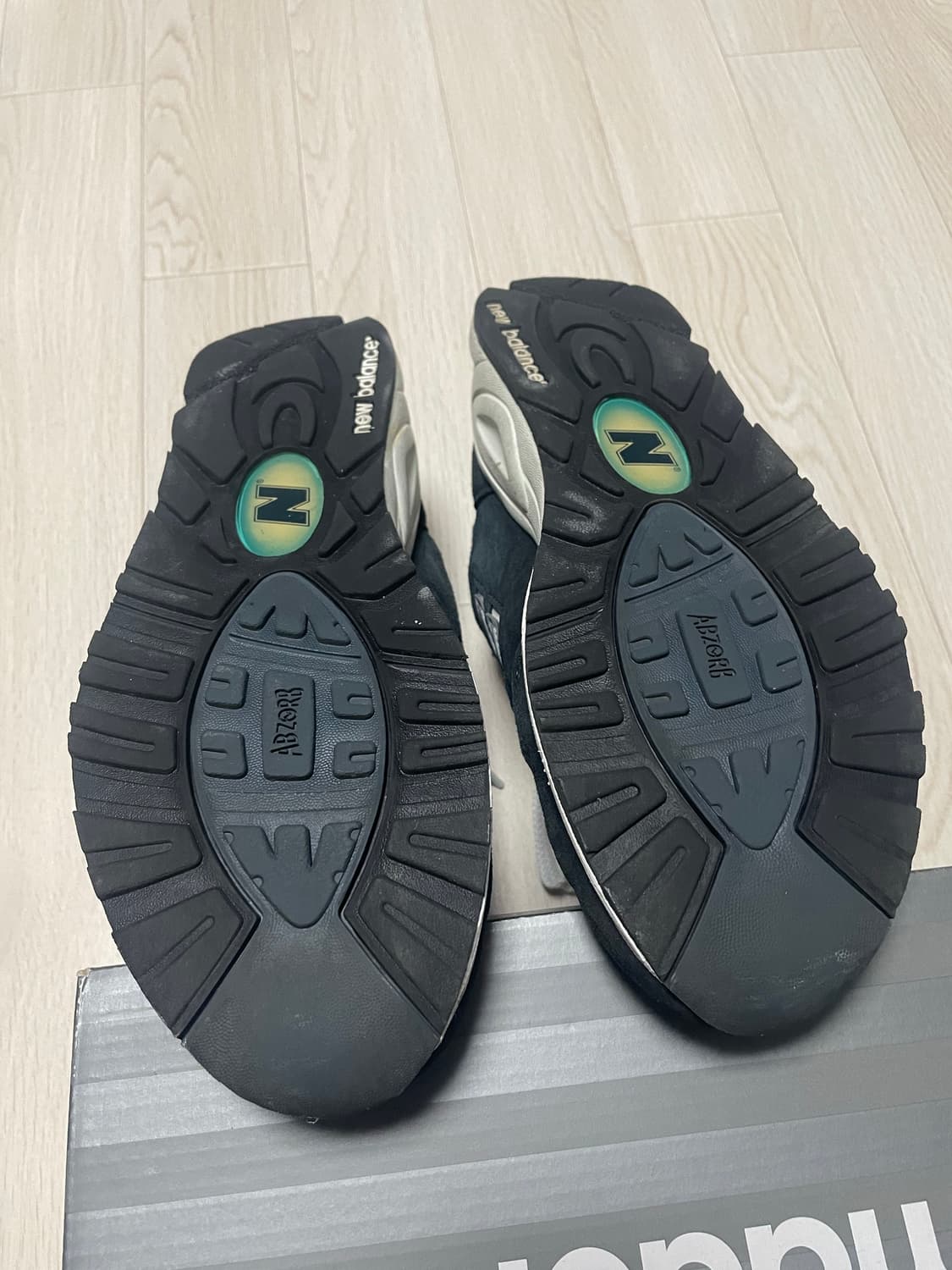 (270) 뉴발란스 990 V2 상품이미지8