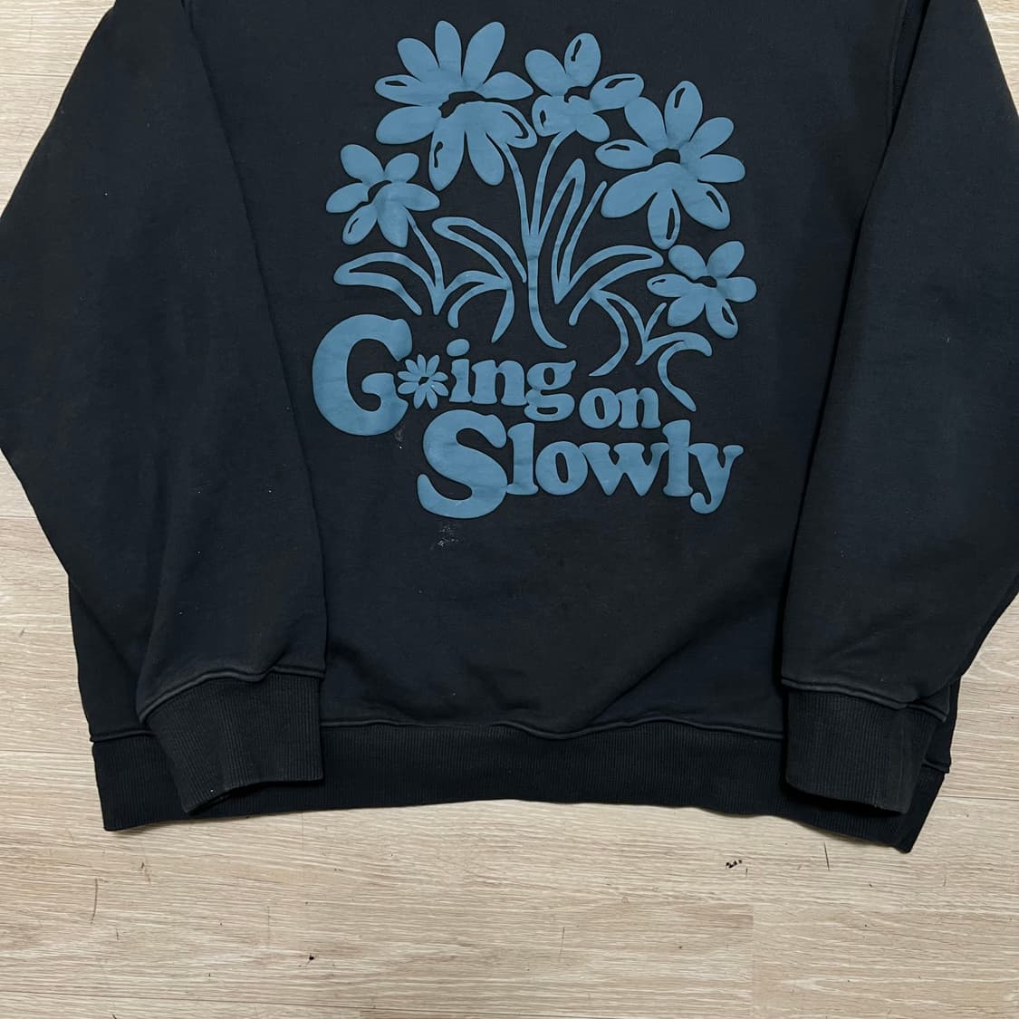 비바스튜디오 플라워 빅로고 맨투맨 크루넥 티셔츠 [블랙] L/100 상품이미지3