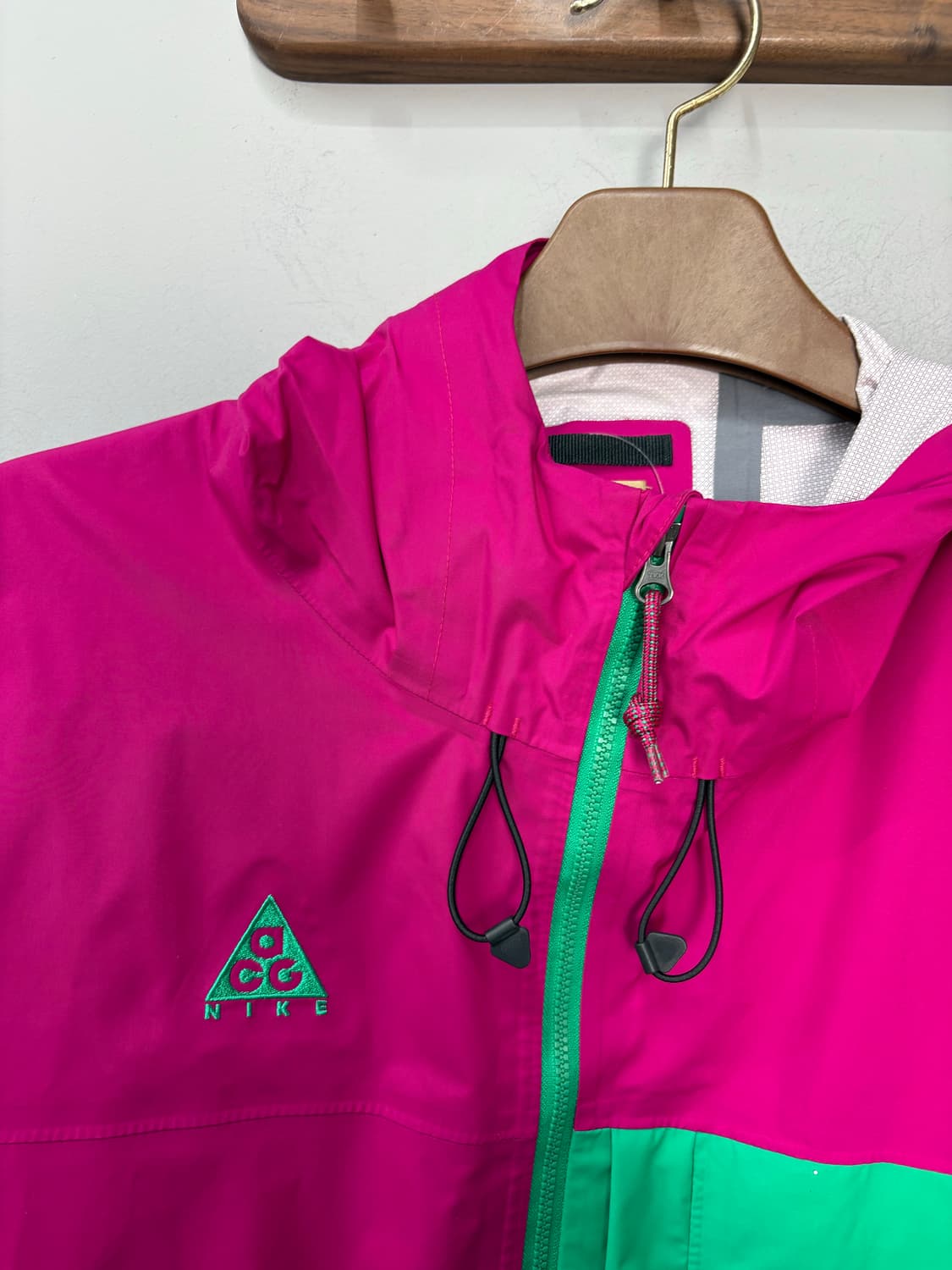 나이키 ACG 패커블 푸시아 후드자켓 A3296 상품이미지3