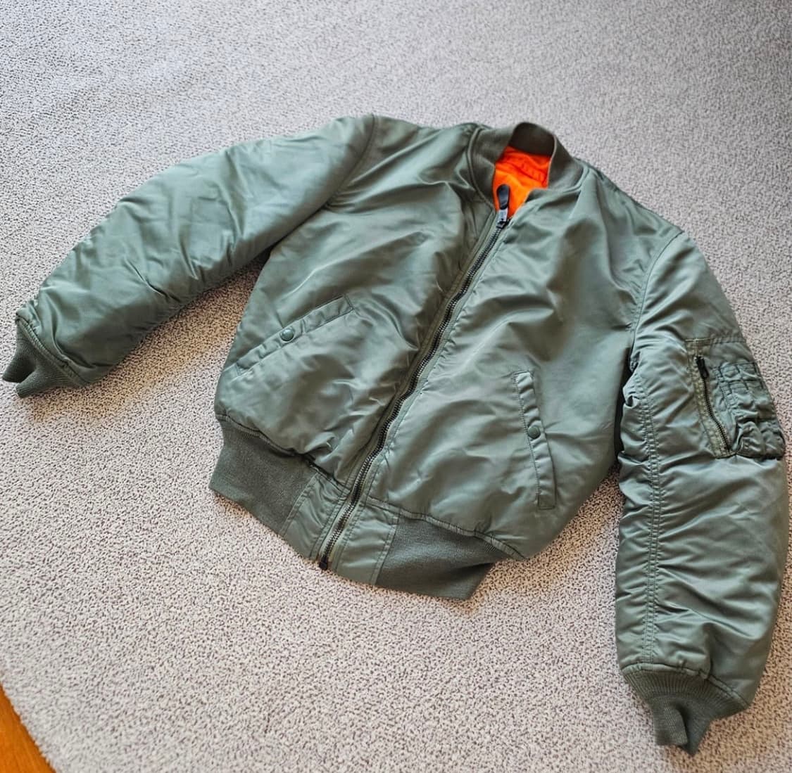 알파인더스트리 1968정밀복각 MA-1 상품이미지1