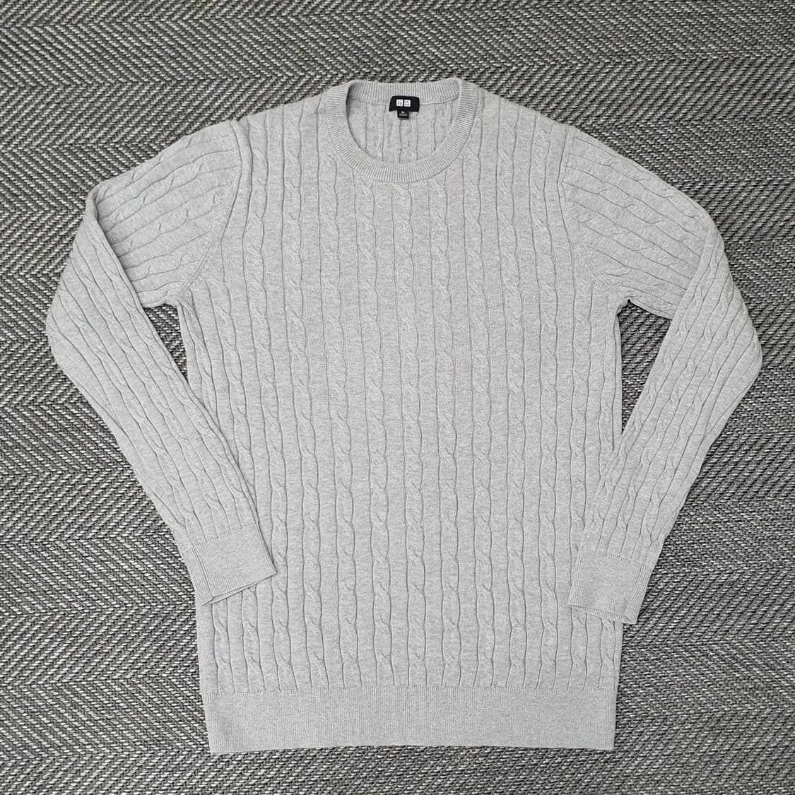 유니클로 얇은 케이블 니트 남자105 상품이미지1