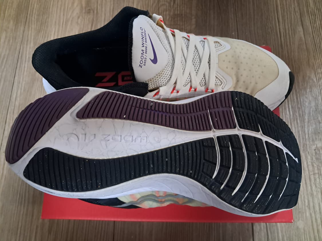 나이키 줌 윈플로 런닝화 250 상품이미지9